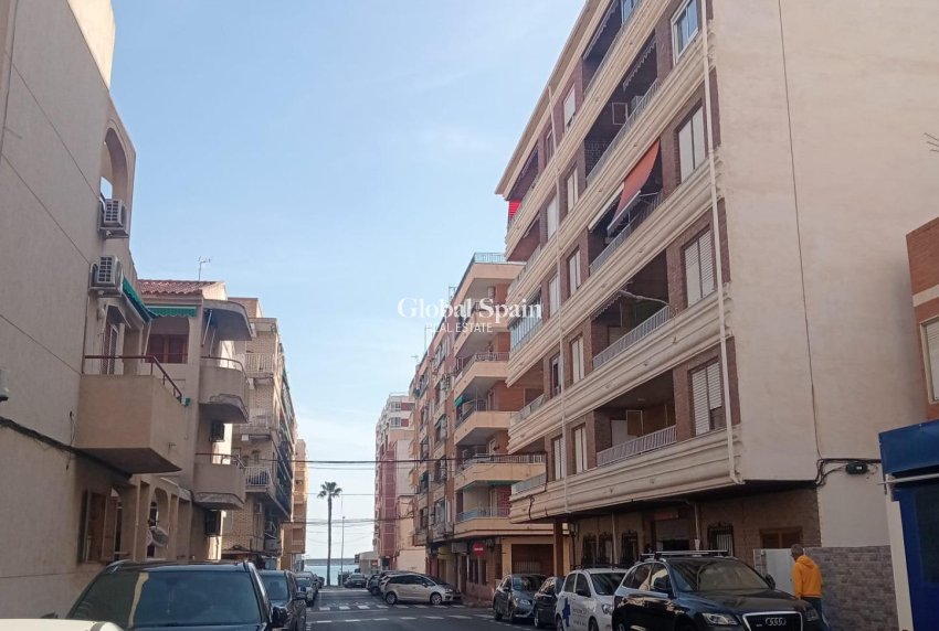Resale - APARTMENT -
TORREVIEJA - Acequion