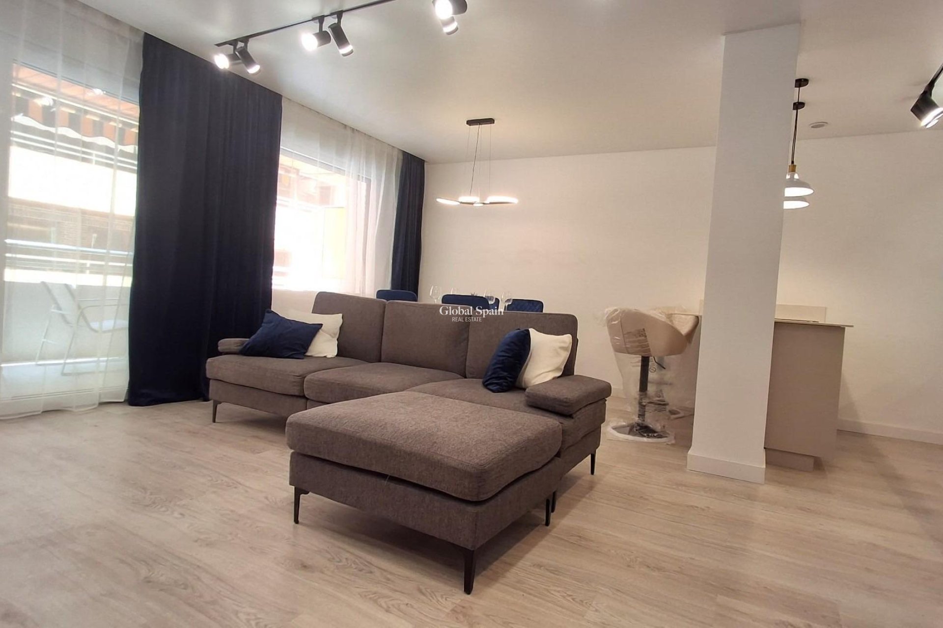 Resale - APARTMENT -
TORREVIEJA - Acequion