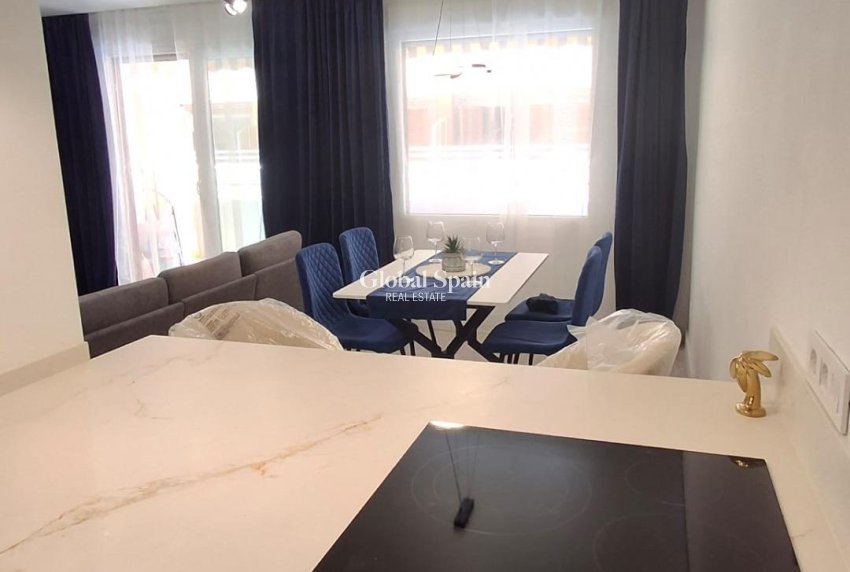Resale - APARTMENT -
TORREVIEJA - Acequion