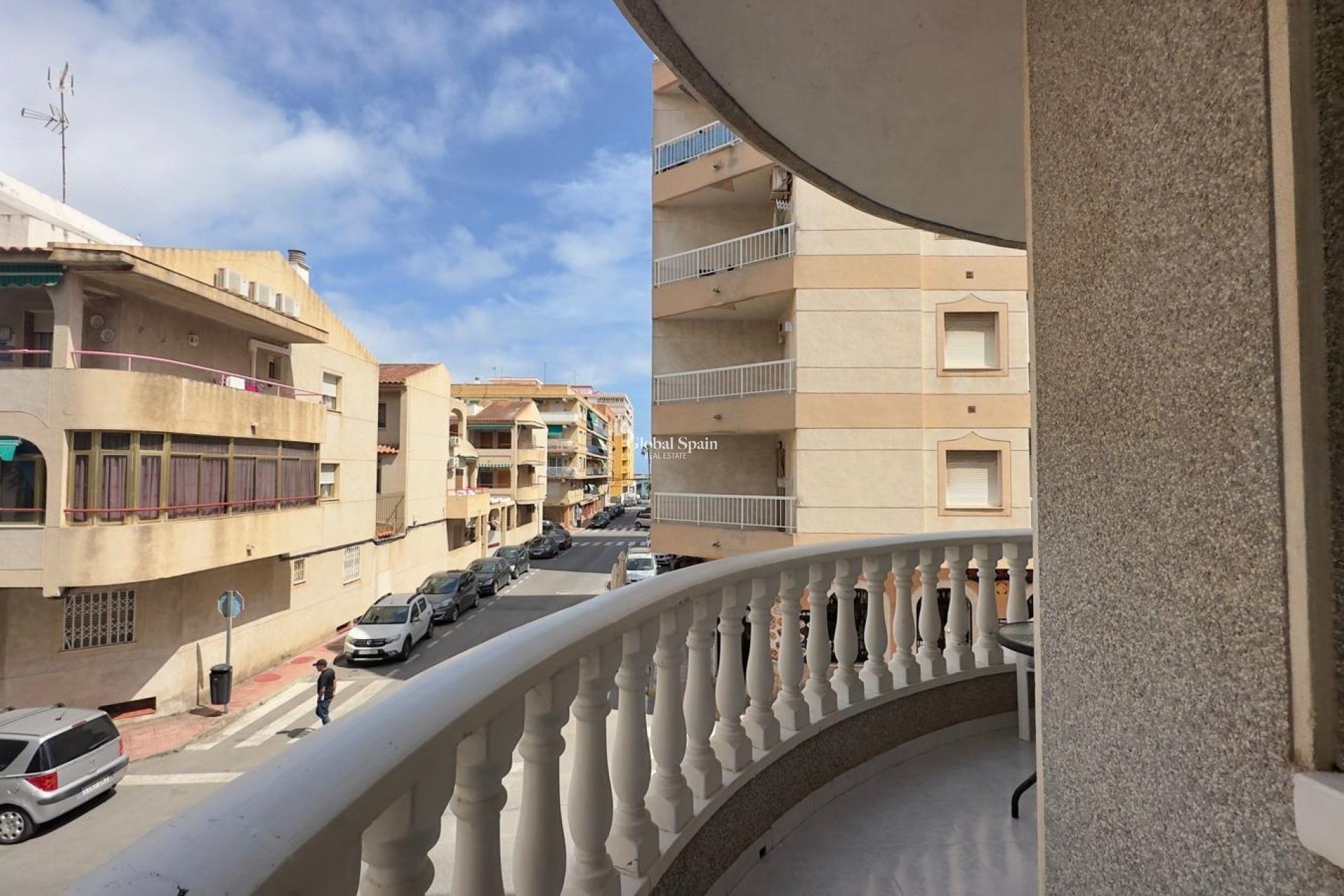 Resale - APARTMENT -
TORREVIEJA - Acequion