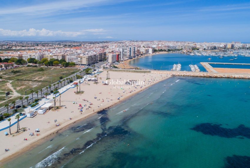Resale - APARTMENT -
TORREVIEJA - Acequion