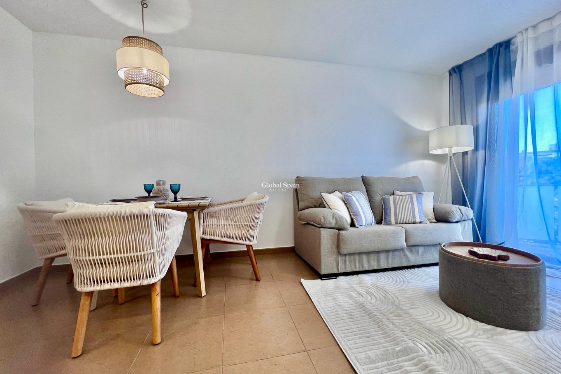 Resale - APARTMENT -
TORREVIEJA - Acequion