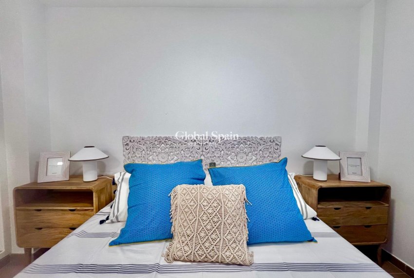 Resale - APARTMENT -
TORREVIEJA - Acequion