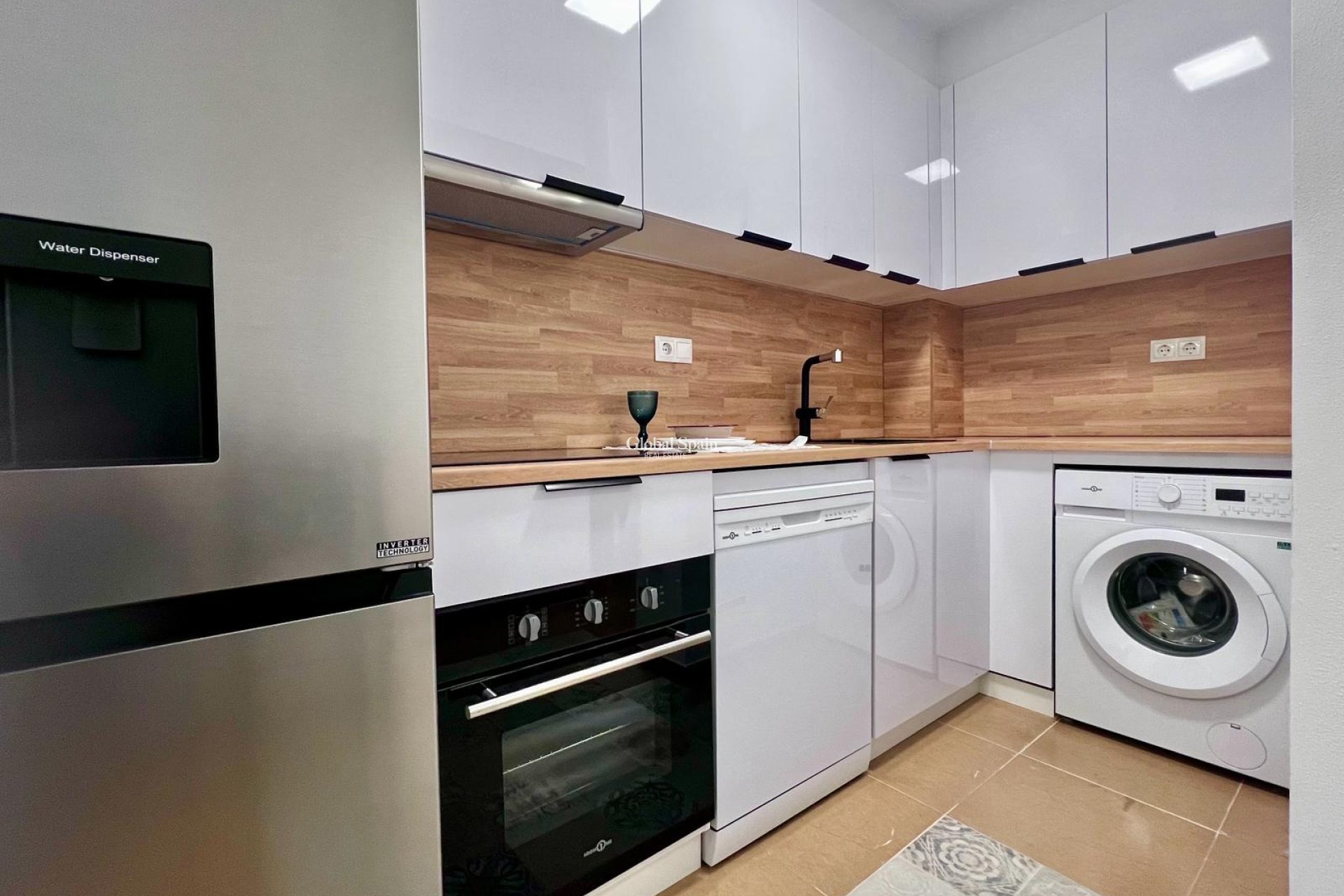 Resale - APARTMENT -
TORREVIEJA - Acequion