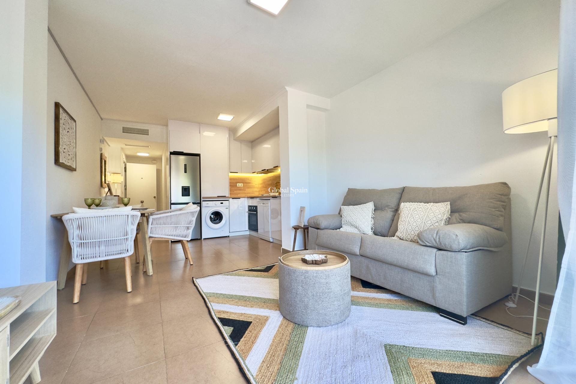 Resale - APARTMENT -
TORREVIEJA - Acequion