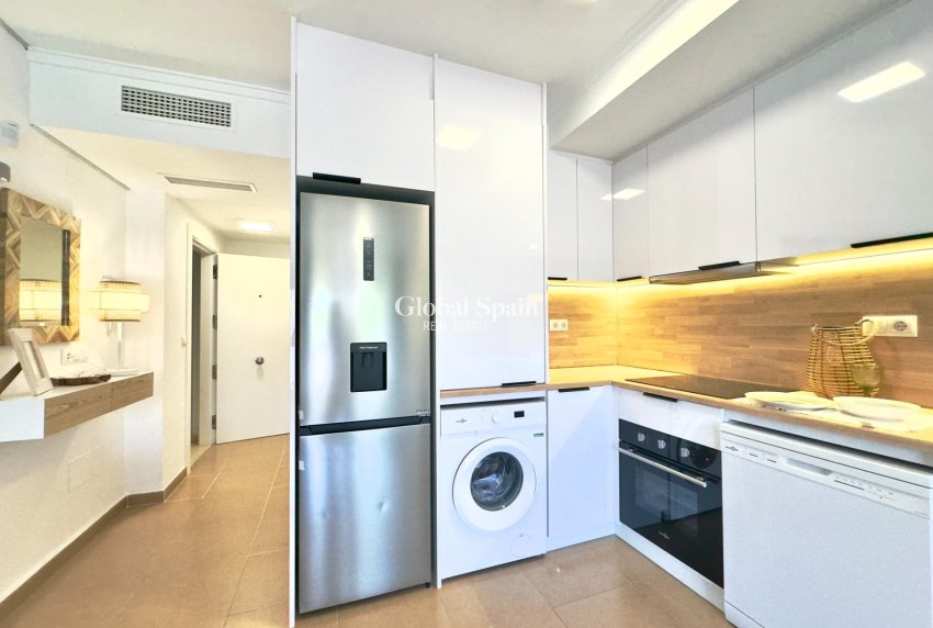 Resale - APARTMENT -
TORREVIEJA - Acequion
