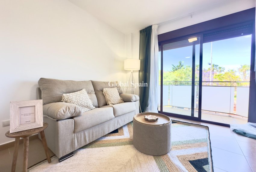 Resale - APARTMENT -
TORREVIEJA - Acequion