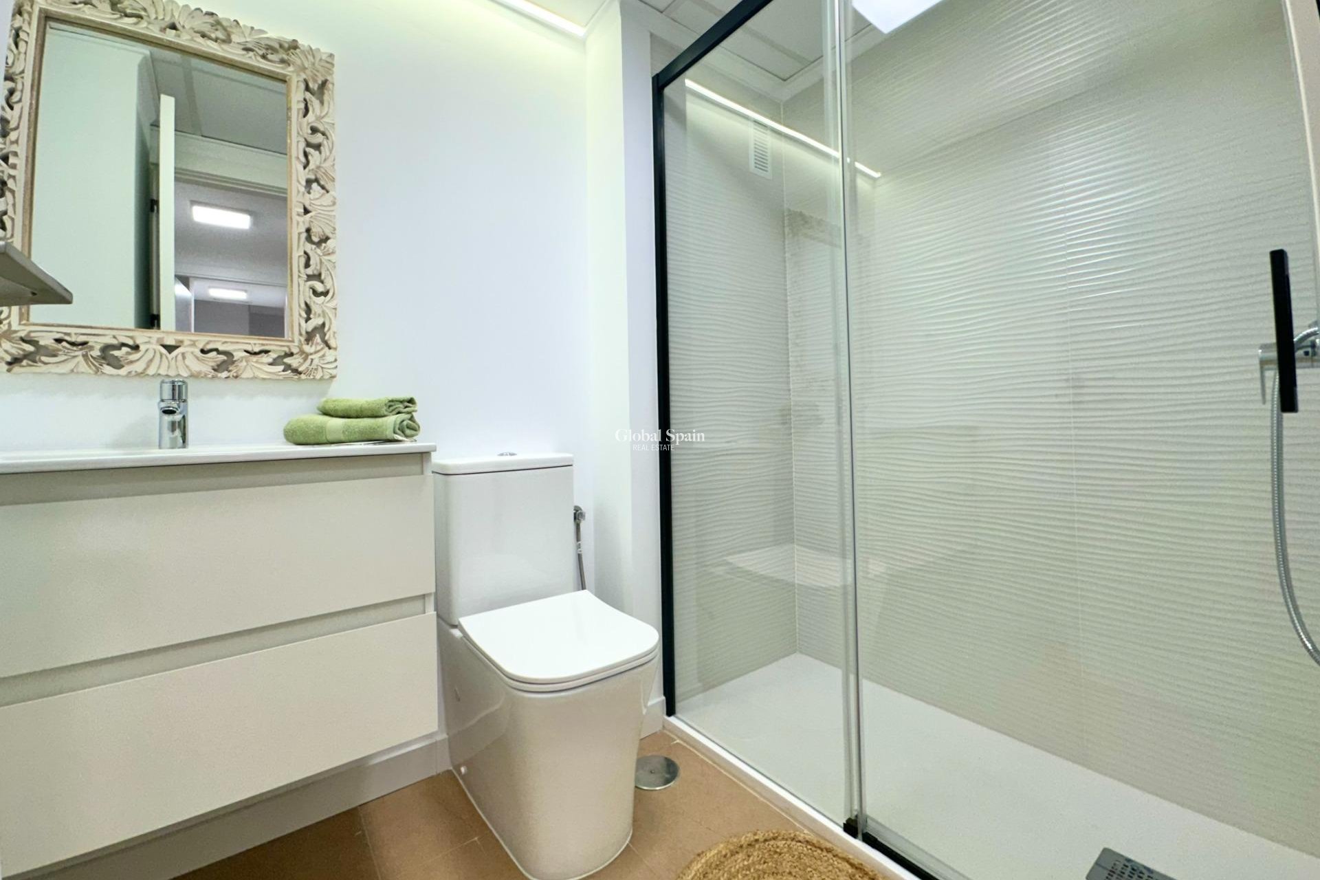 Resale - APARTMENT -
TORREVIEJA - Acequion