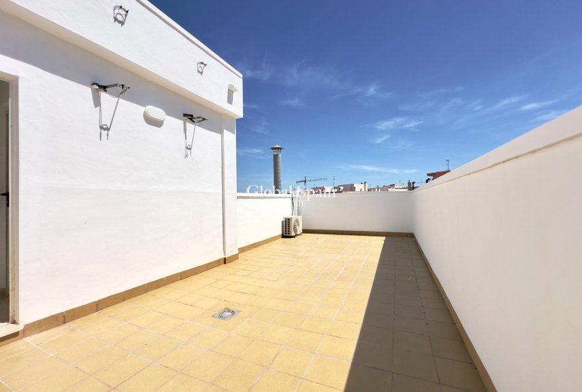 Resale - APARTMENT -
TORREVIEJA - Acequion