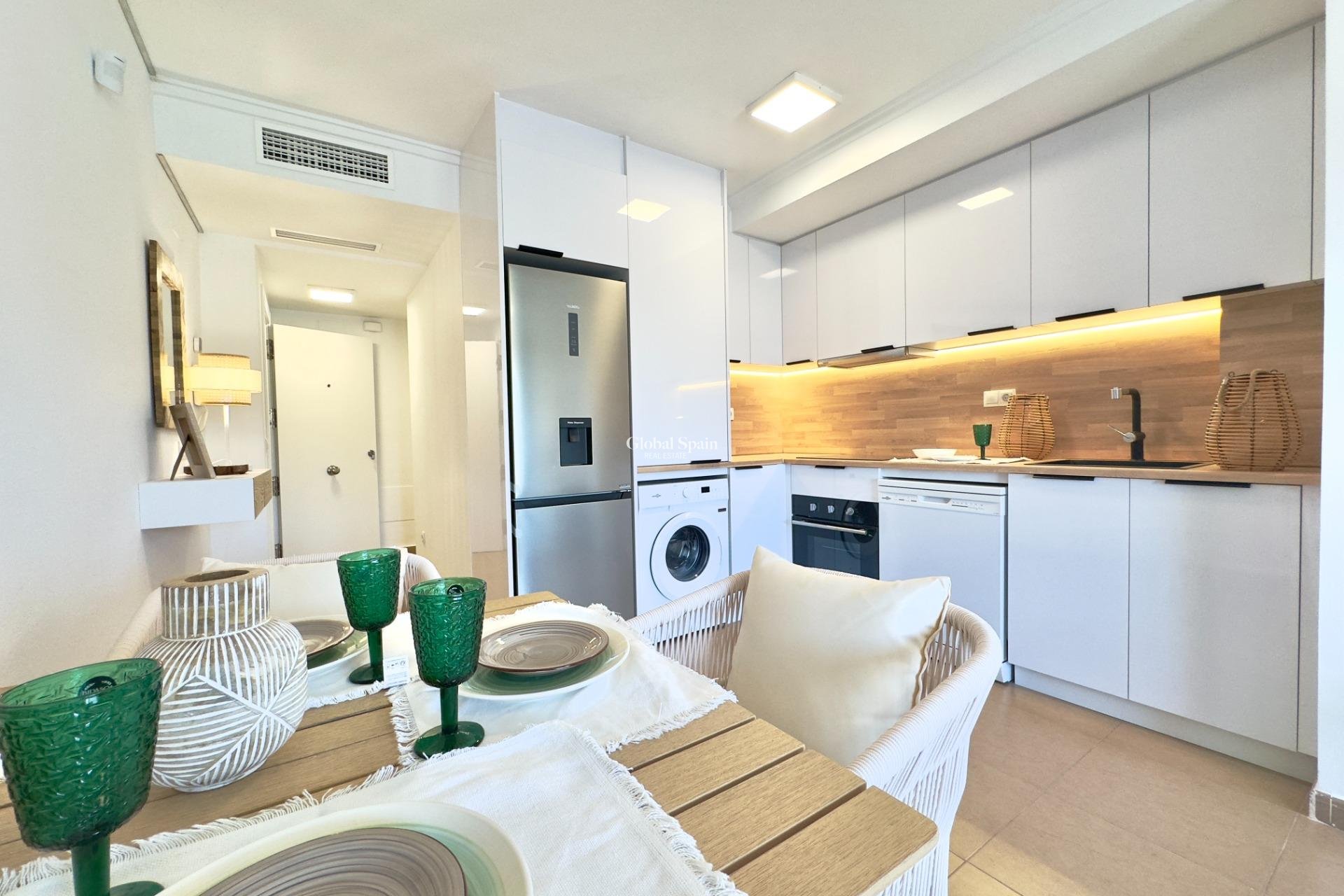 Resale - APARTMENT -
TORREVIEJA - Acequion