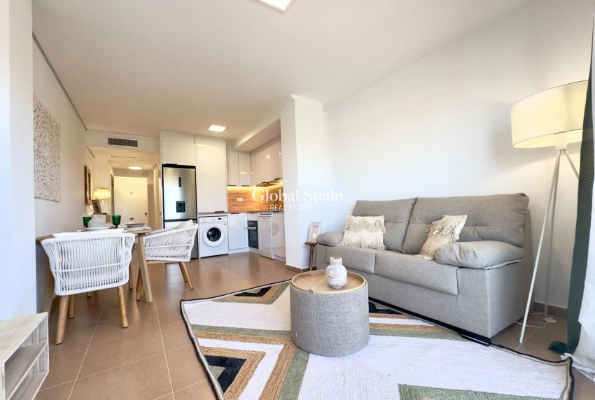 Resale - APARTMENT -
TORREVIEJA - Acequion