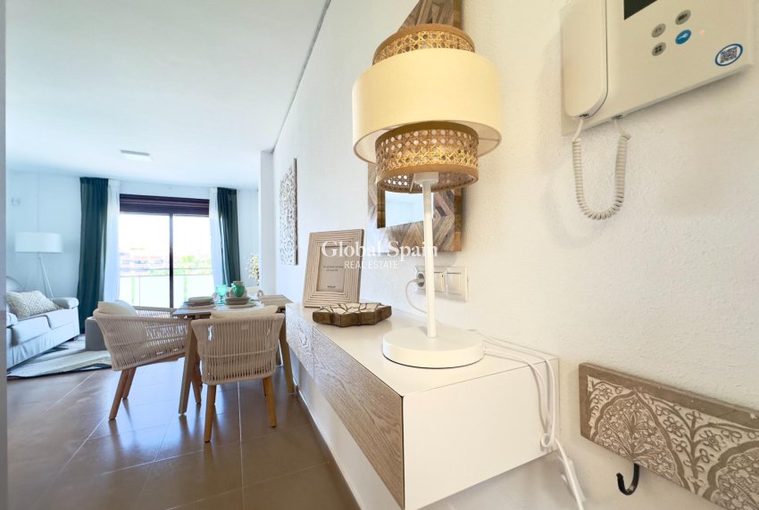 Resale - APARTMENT -
TORREVIEJA - Acequion
