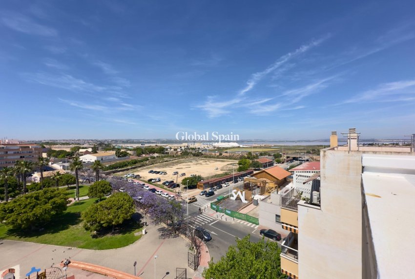 Resale - APARTMENT -
TORREVIEJA - Acequion