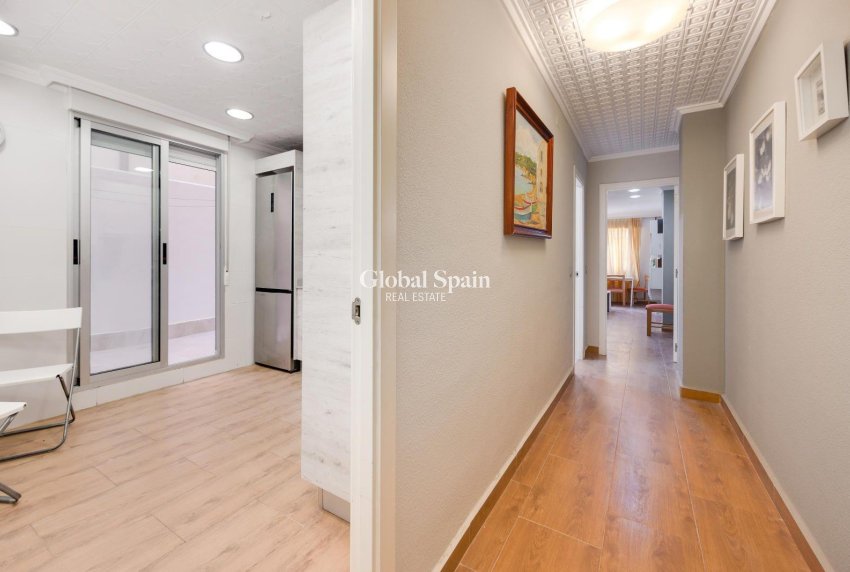 Resale - APARTMENT -
TORREVIEJA - Acequion