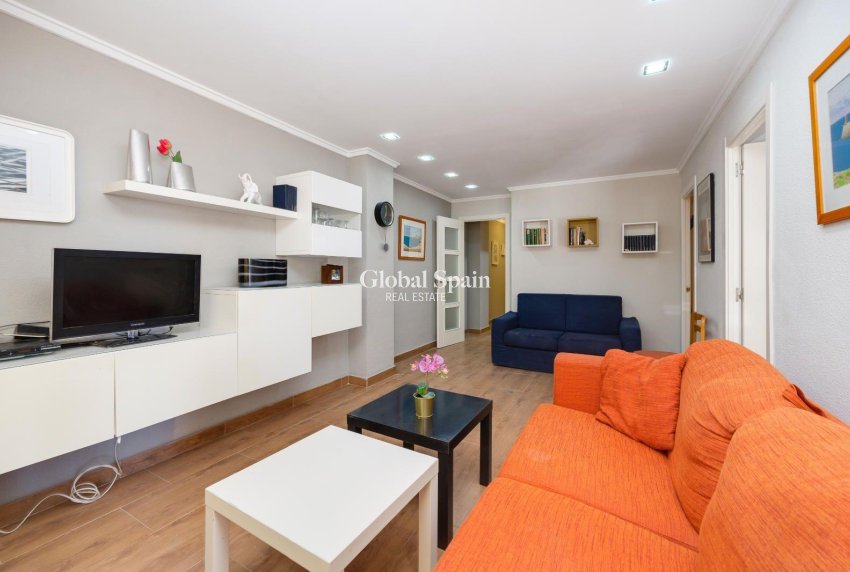 Resale - APARTMENT -
TORREVIEJA - Acequion