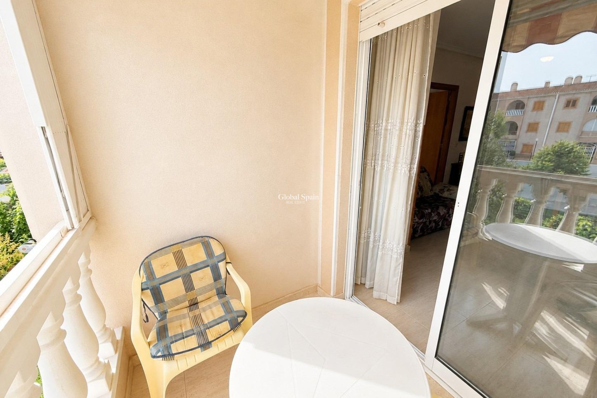 Resale - APARTMENT -
TORREVIEJA - Acequion