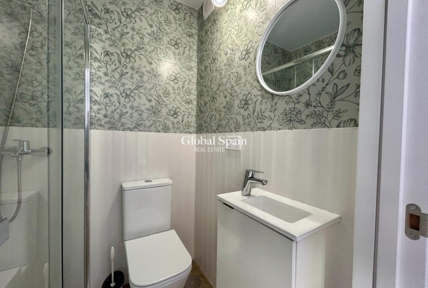 Resale - APARTMENT -
TORREVIEJA - Acequion
