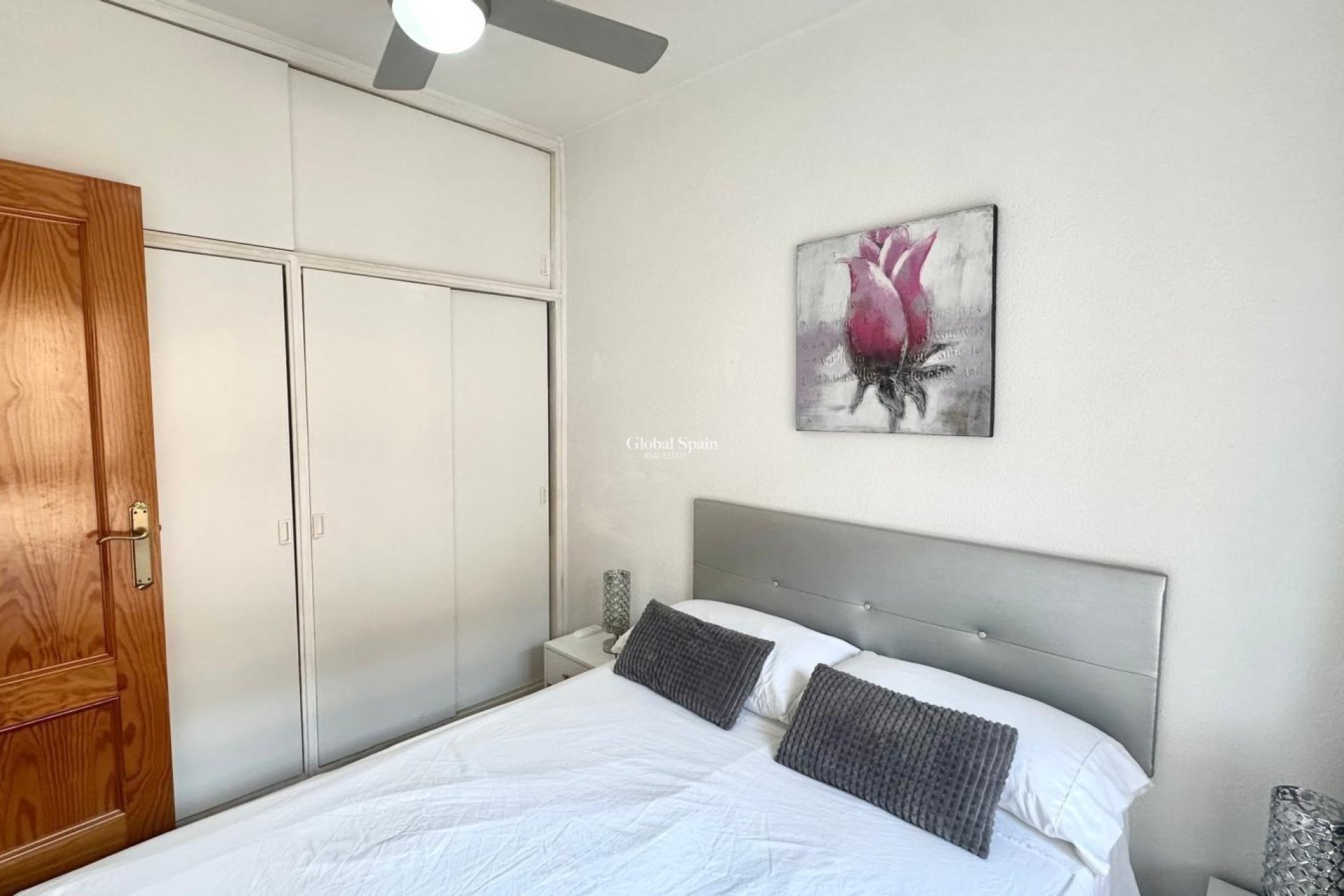 Resale - APARTMENT -
TORREVIEJA - Acequion