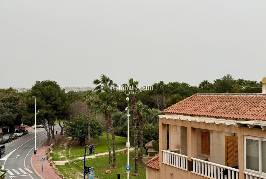 Resale - APARTMENT -
TORREVIEJA - Acequion