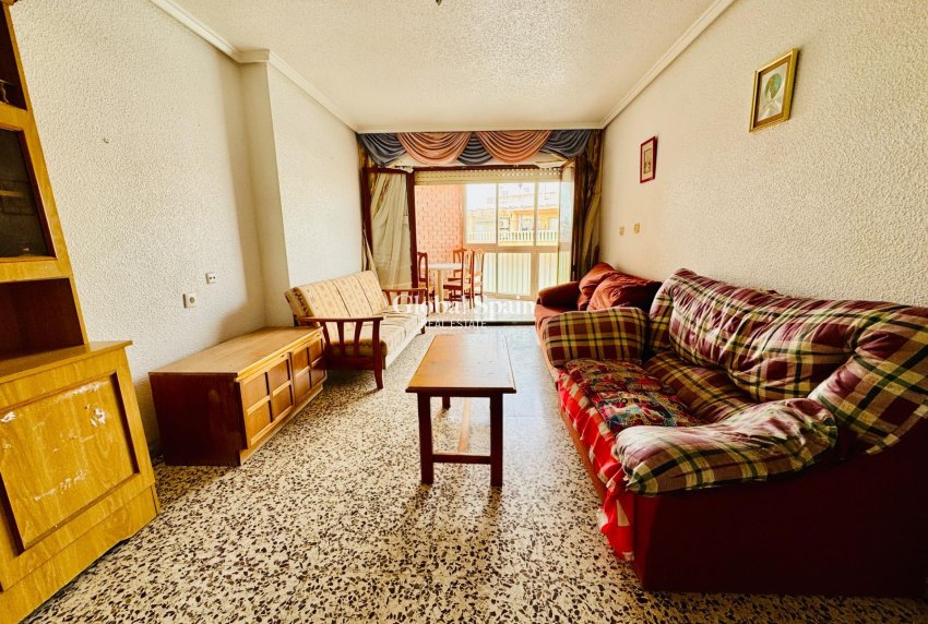 Resale - APARTMENT -
TORREVIEJA - Acequion