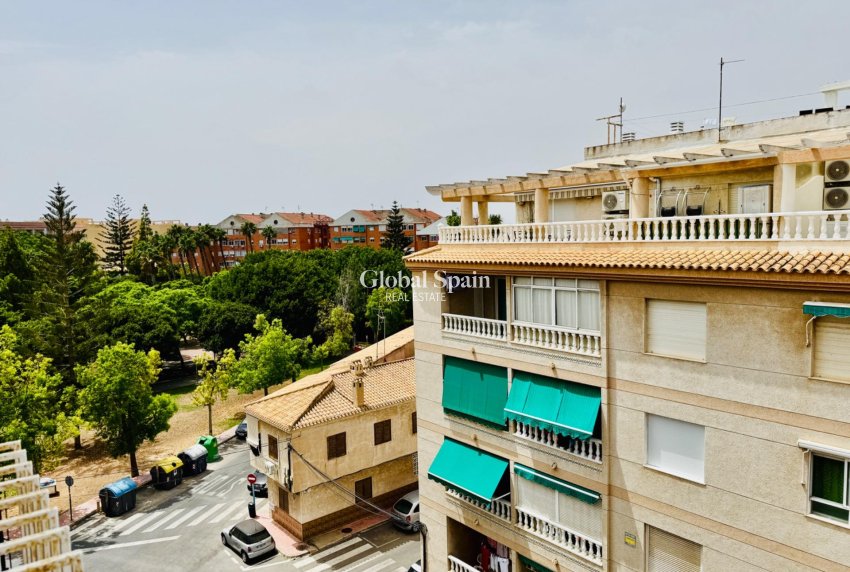 Resale - APARTMENT -
TORREVIEJA - Acequion
