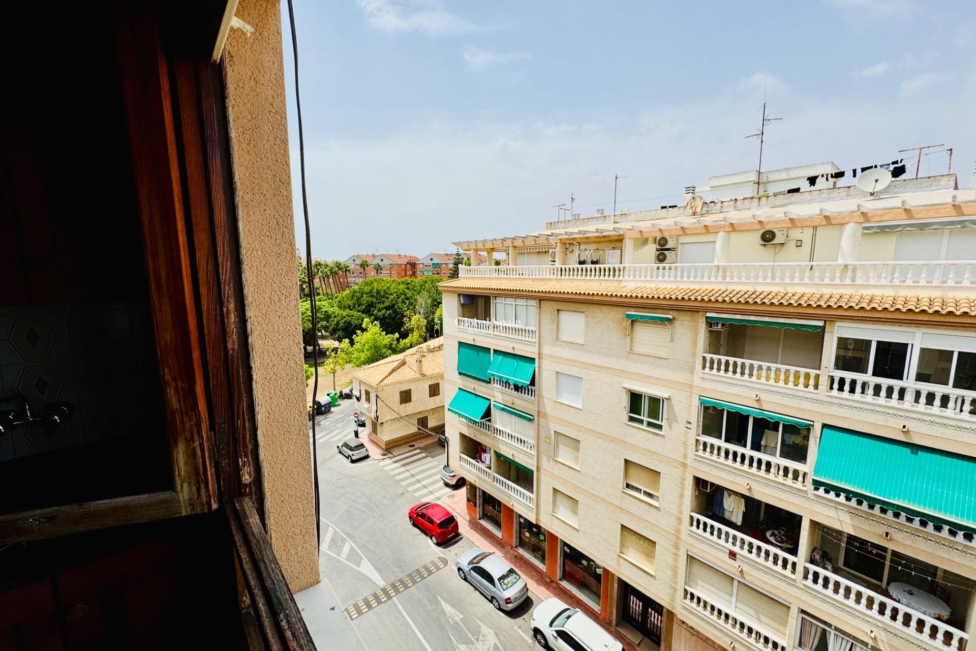 Resale - APARTMENT -
TORREVIEJA - Acequion