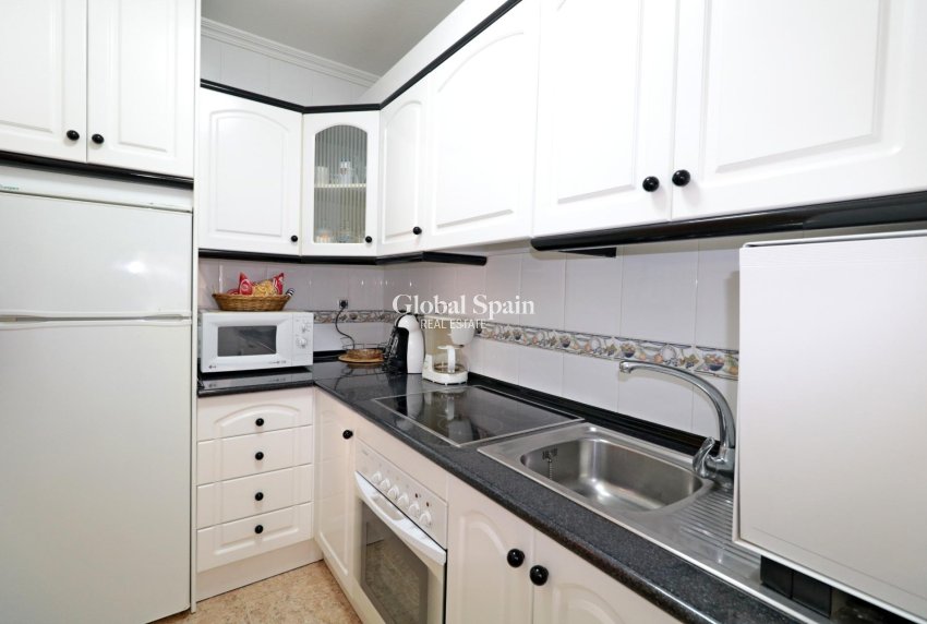 Resale - APARTMENT -
TORREVIEJA - Acequion