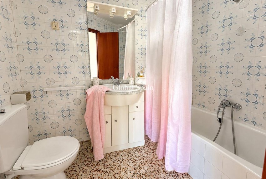 Resale - APARTMENT -
TORREVIEJA - Acequion