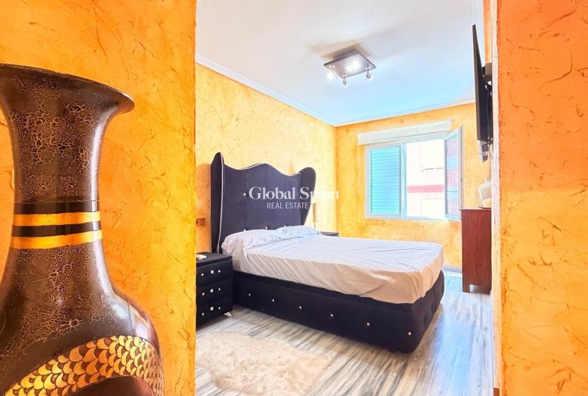 Resale - APARTMENT -
TORREVIEJA - Acequion