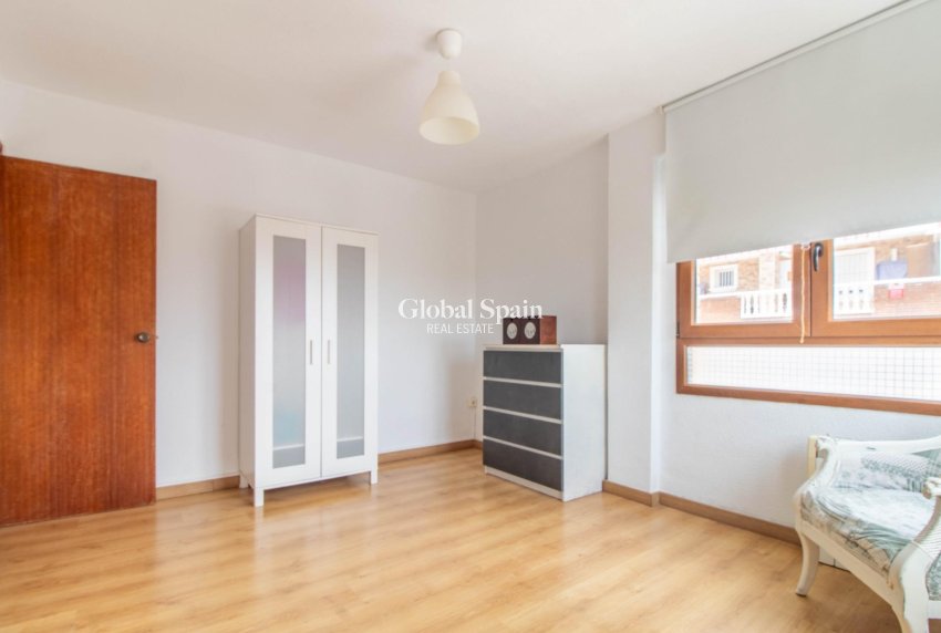 Resale - Apartment -
TORREVIEJA - Acequion