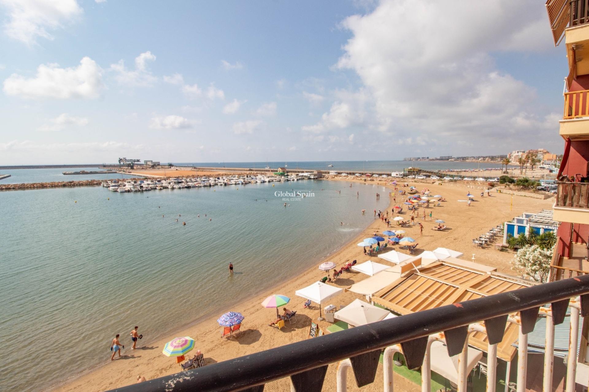 Resale - Apartment -
TORREVIEJA - Acequion