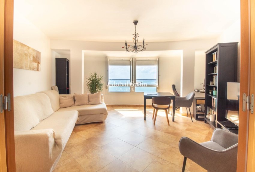 Resale - Apartment -
TORREVIEJA - Acequion