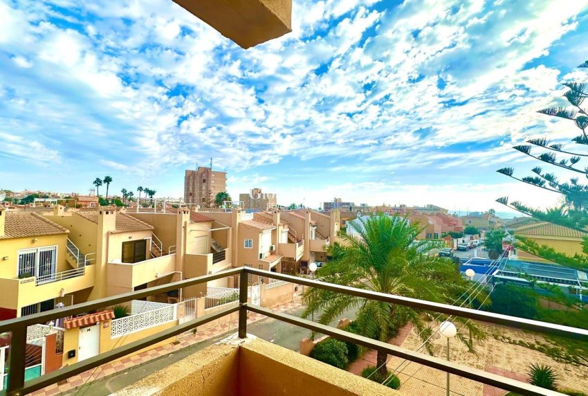 Resale - APARTMENT -
TORREVIEJA - Aguas Nuevas