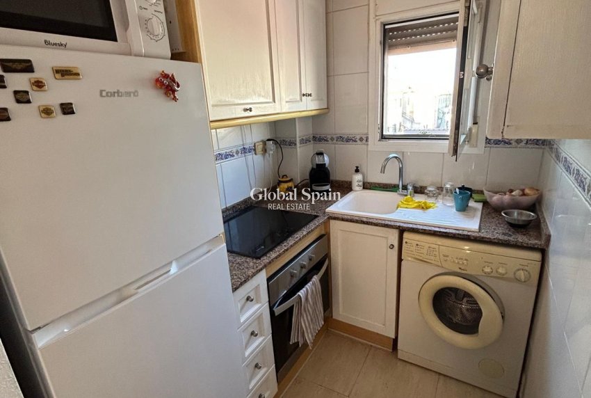 Resale - APARTMENT -
TORREVIEJA - Aguas Nuevas