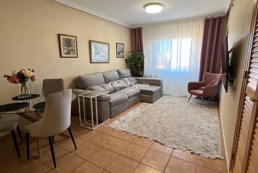 Resale - APARTMENT -
TORREVIEJA - Aguas Nuevas