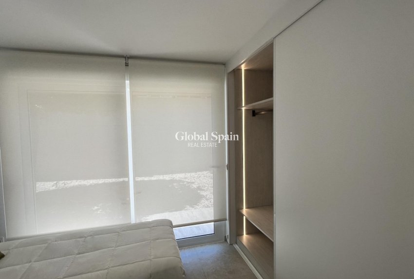 Resale - APARTMENT -
TORREVIEJA - Aguas Nuevas