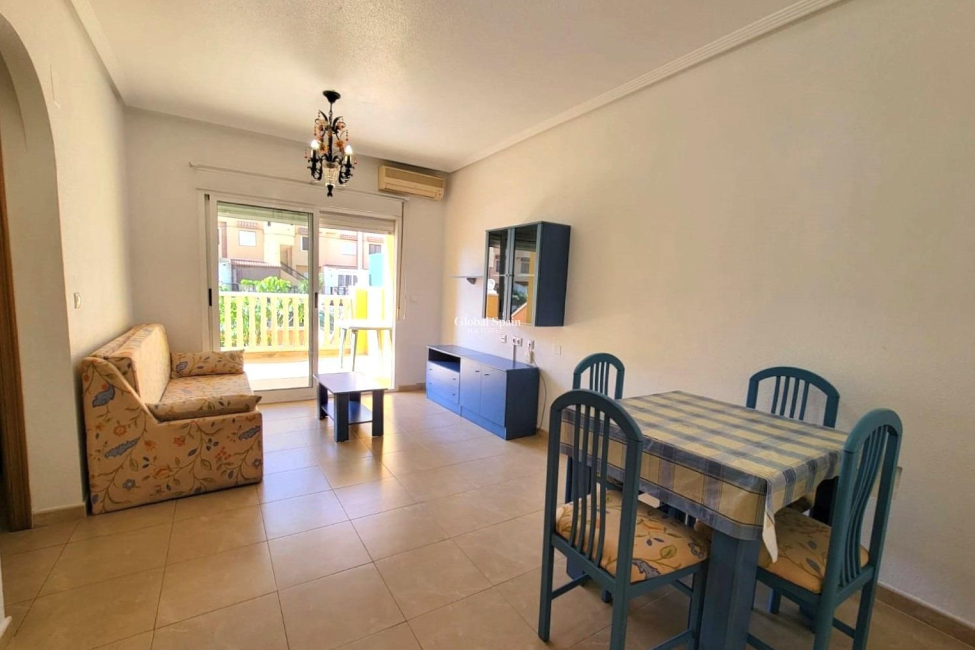 Resale - APARTMENT -
TORREVIEJA - Aguas Nuevas