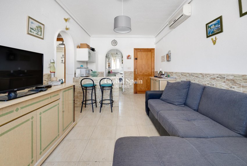 Resale - APARTMENT -
TORREVIEJA - Aguas Nuevas