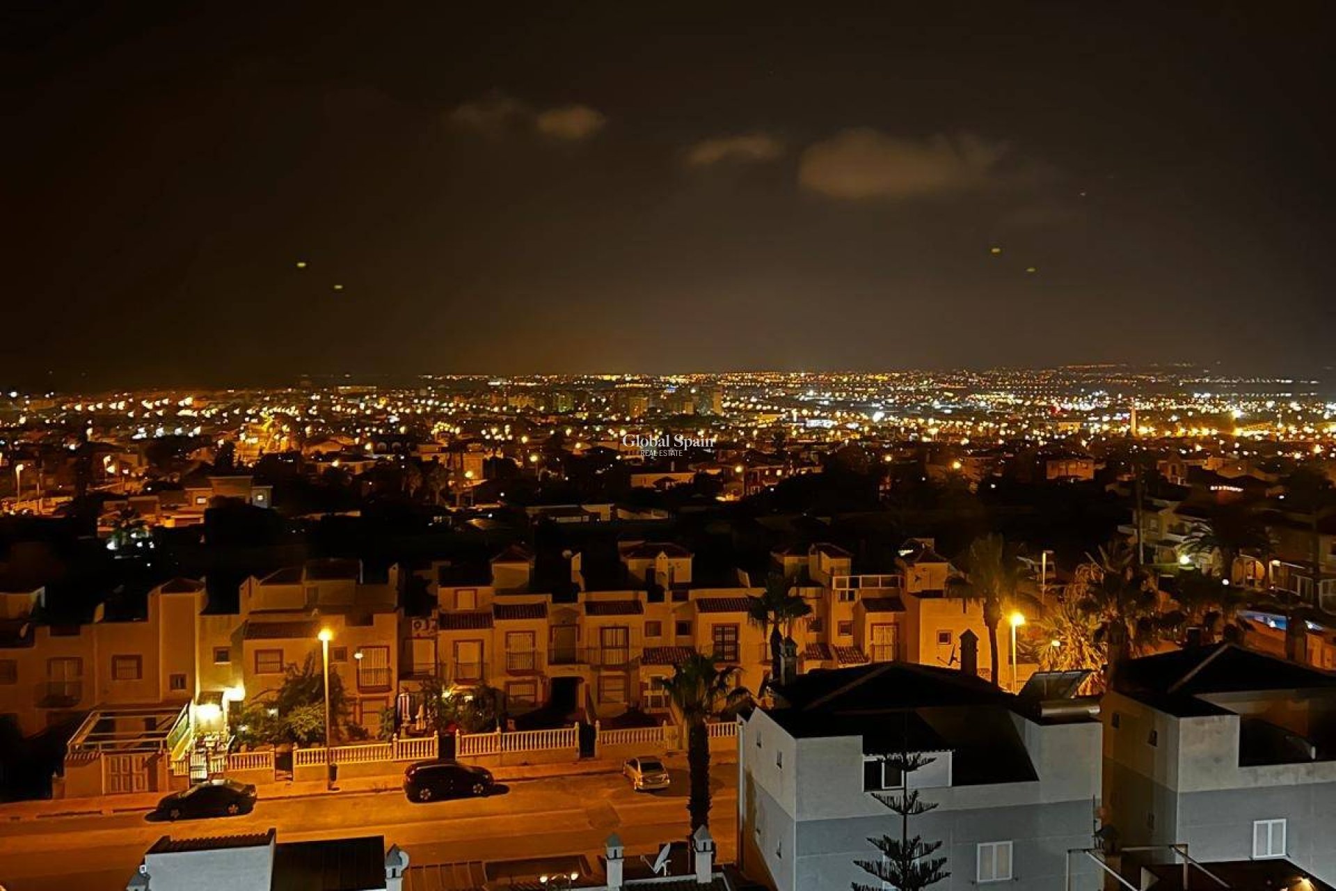 Resale - APARTMENT -
TORREVIEJA - Aguas Nuevas