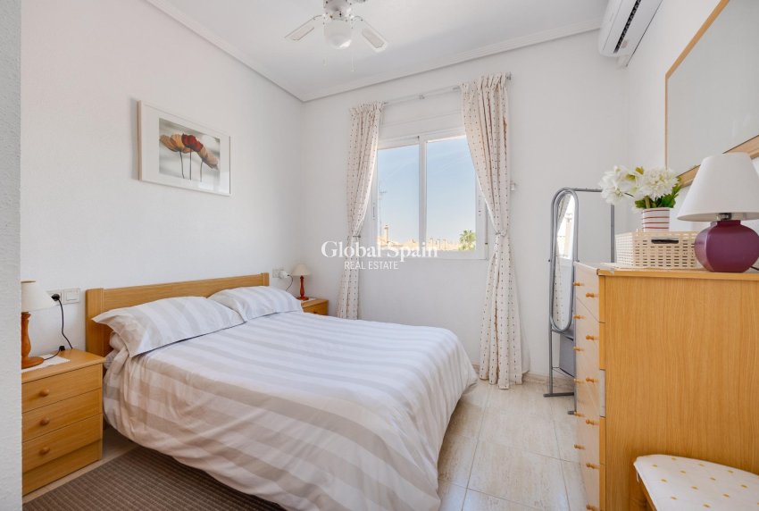 Resale - APARTMENT -
TORREVIEJA - Aguas Nuevas