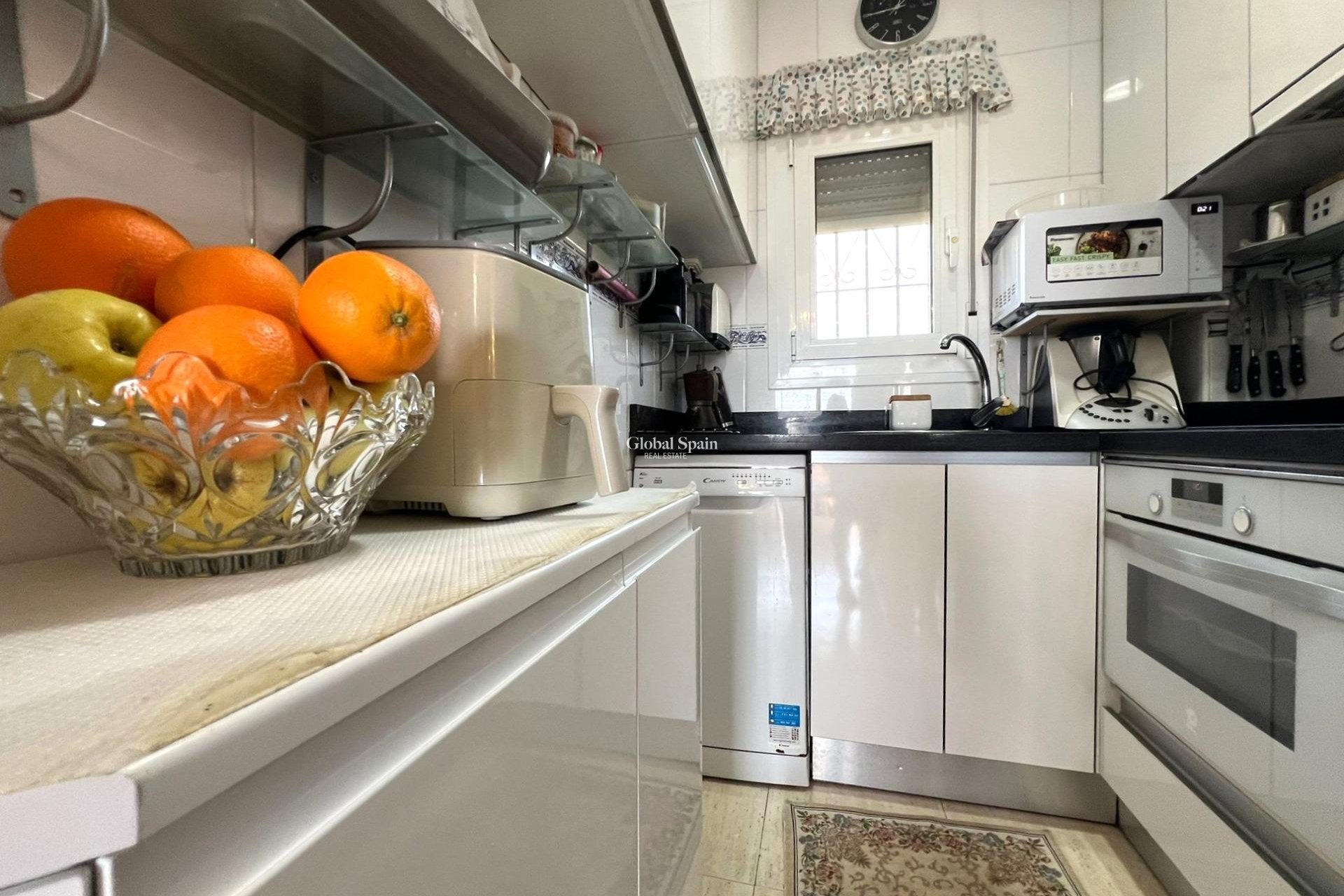 Resale - APARTMENT -
TORREVIEJA - Aguas Nuevas