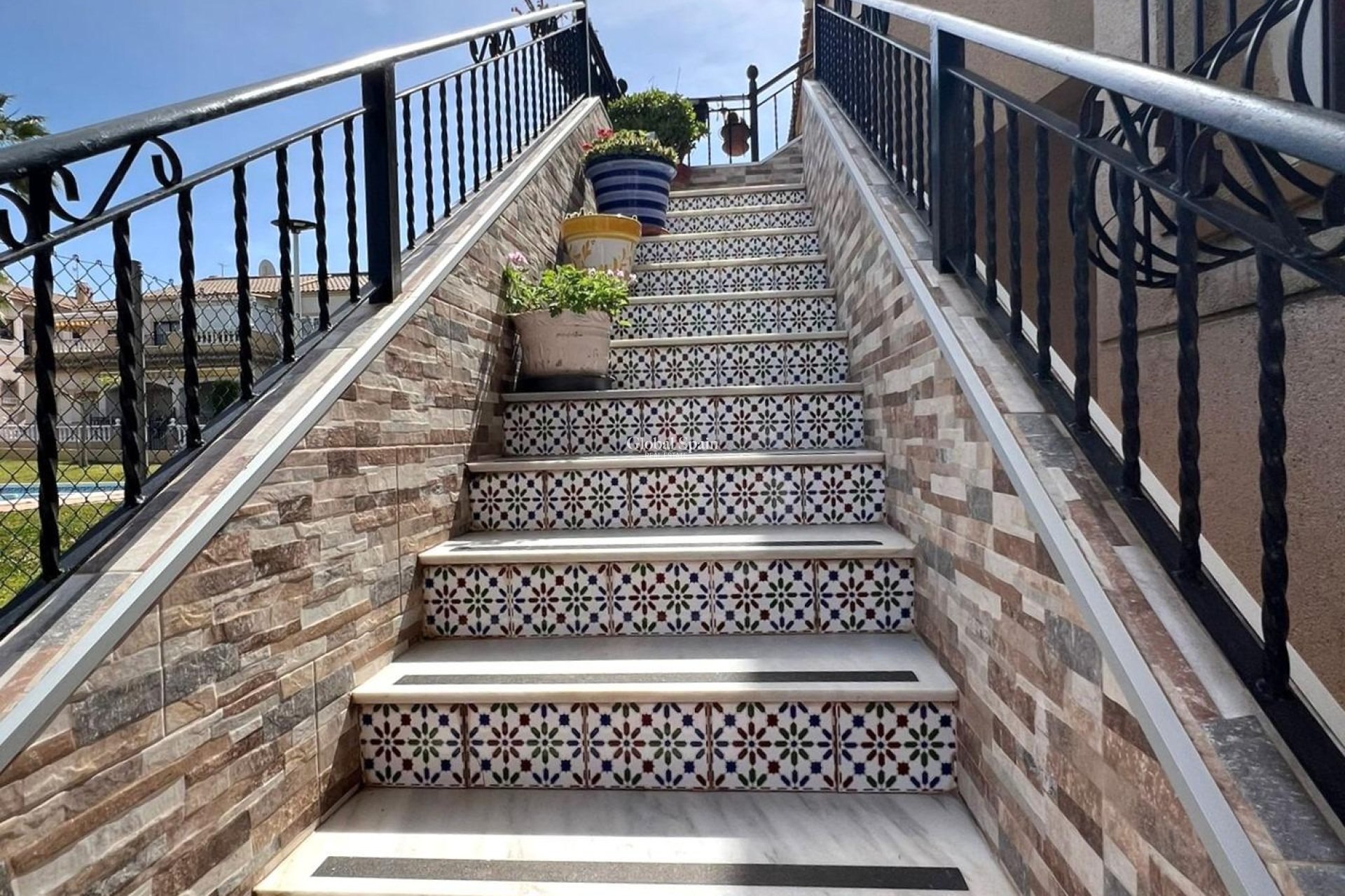 Resale - APARTMENT -
TORREVIEJA - Aguas Nuevas