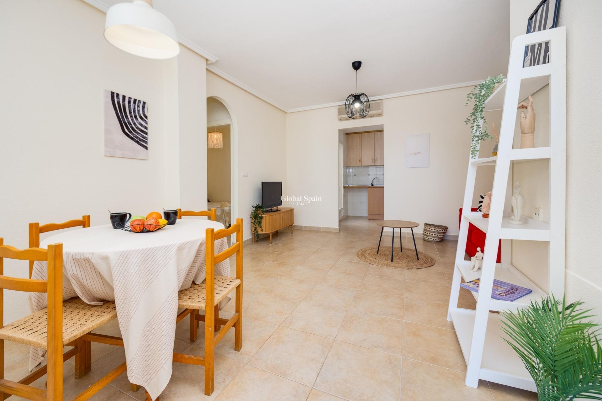 Resale - APARTMENT -
TORREVIEJA - Aguas Nuevas
