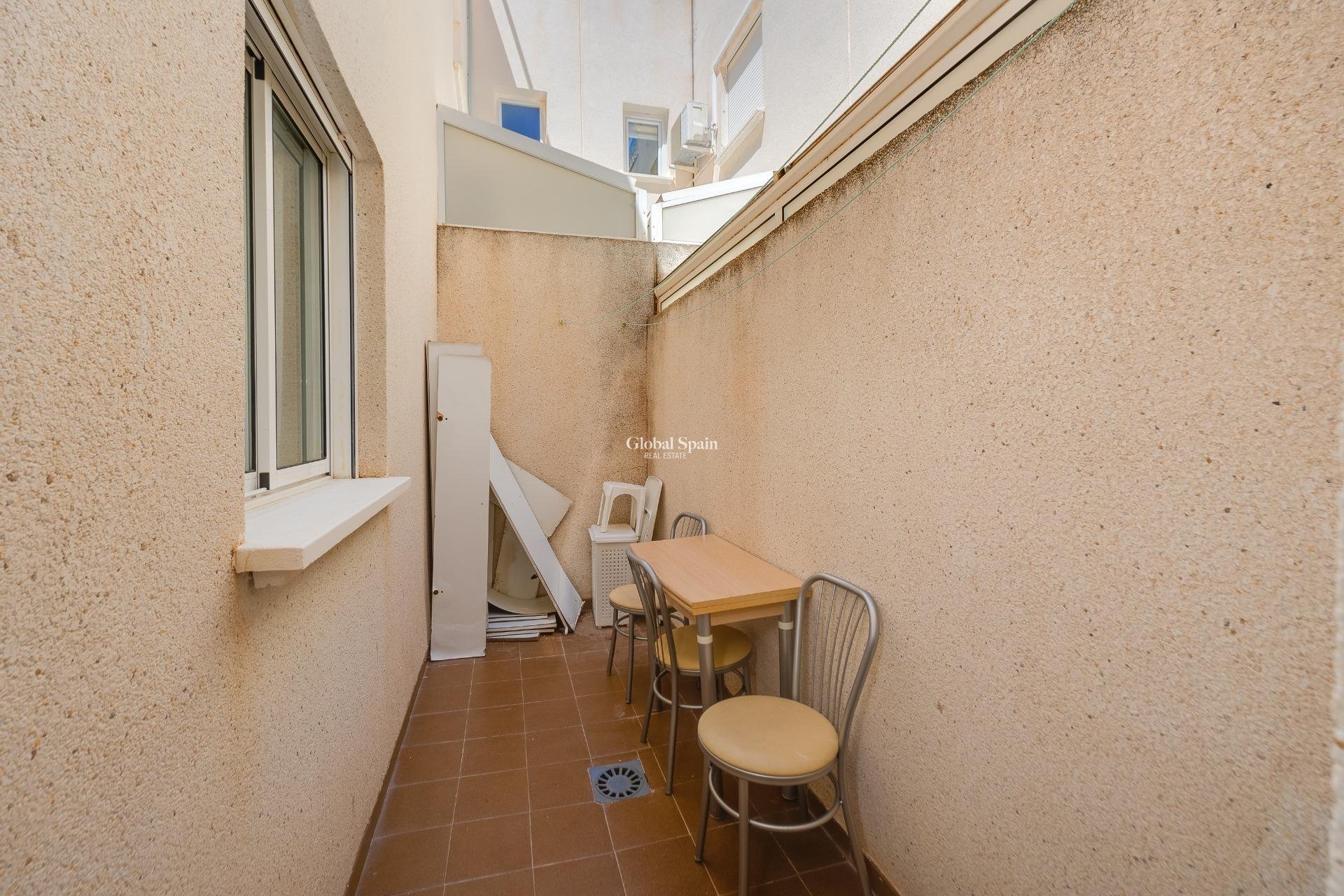 Resale - APARTMENT -
TORREVIEJA - Aguas Nuevas