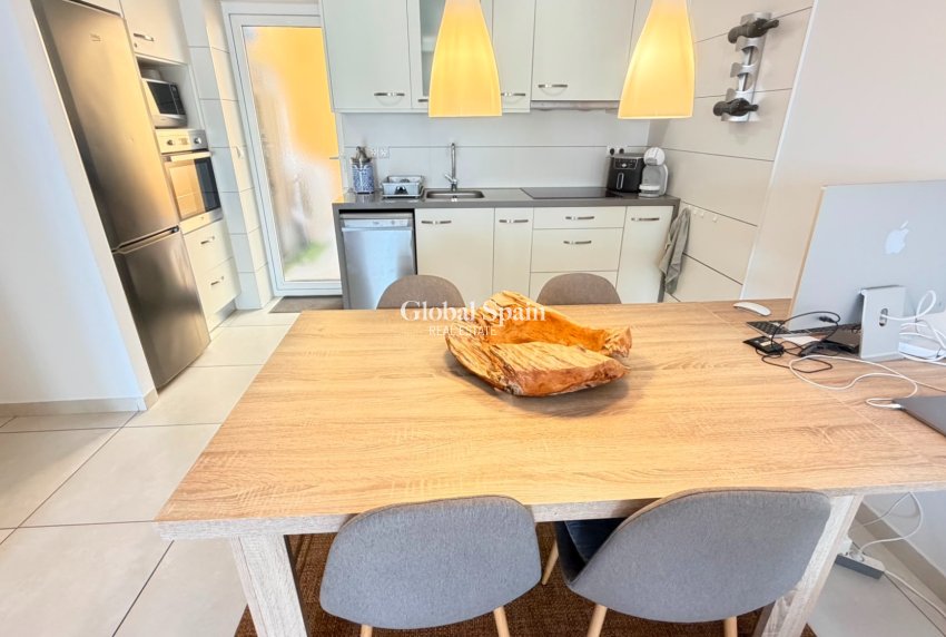 Resale - APARTMENT -
TORREVIEJA - Aguas Nuevas