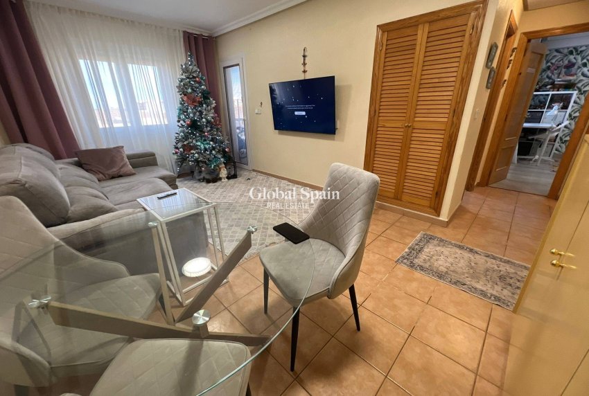 Resale - APARTMENT -
TORREVIEJA - Aguas Nuevas