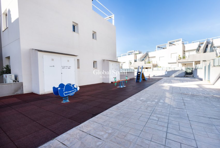Resale - APARTMENT -
TORREVIEJA - Aguas Nuevas