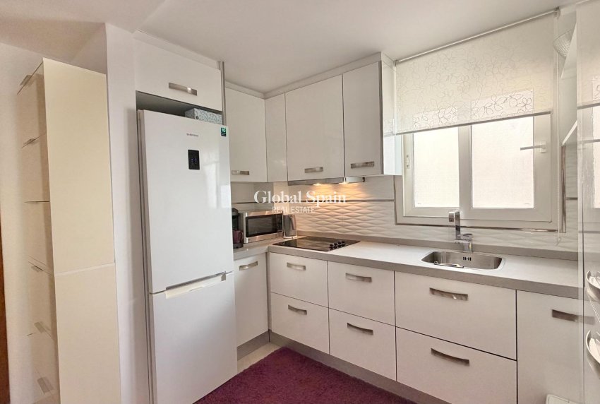 Resale - APARTMENT -
TORREVIEJA - Aldea del mar