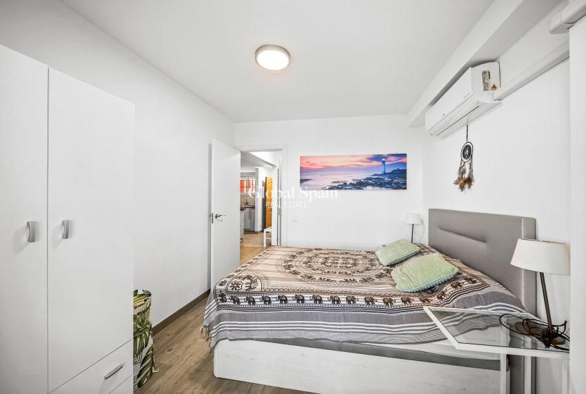 Resale - Apartment -
TORREVIEJA - Cabo Cervera