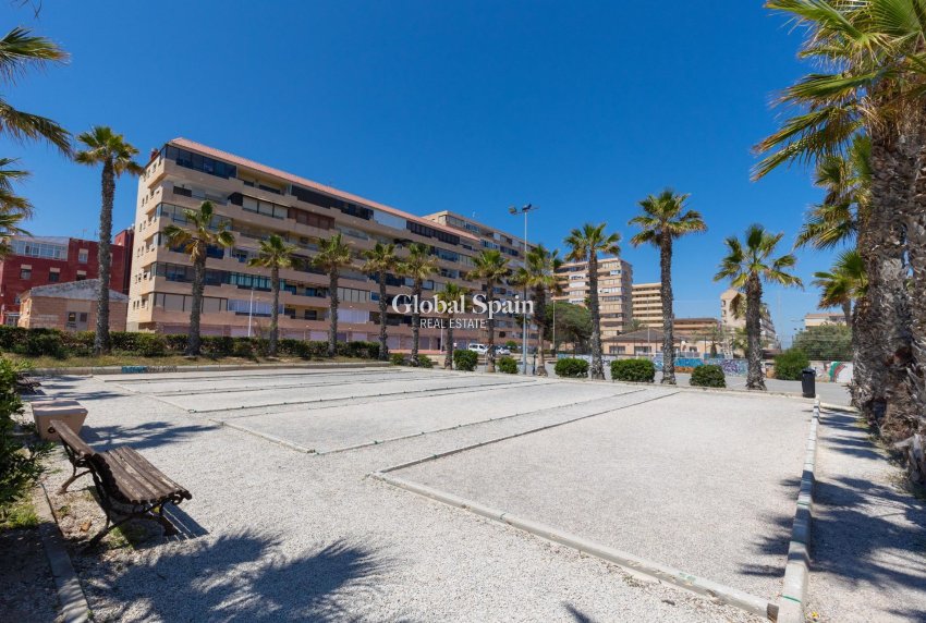 Resale - Apartment -
TORREVIEJA - Cabo Cervera